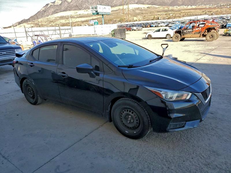 Фото 4 - NISSAN VERSA