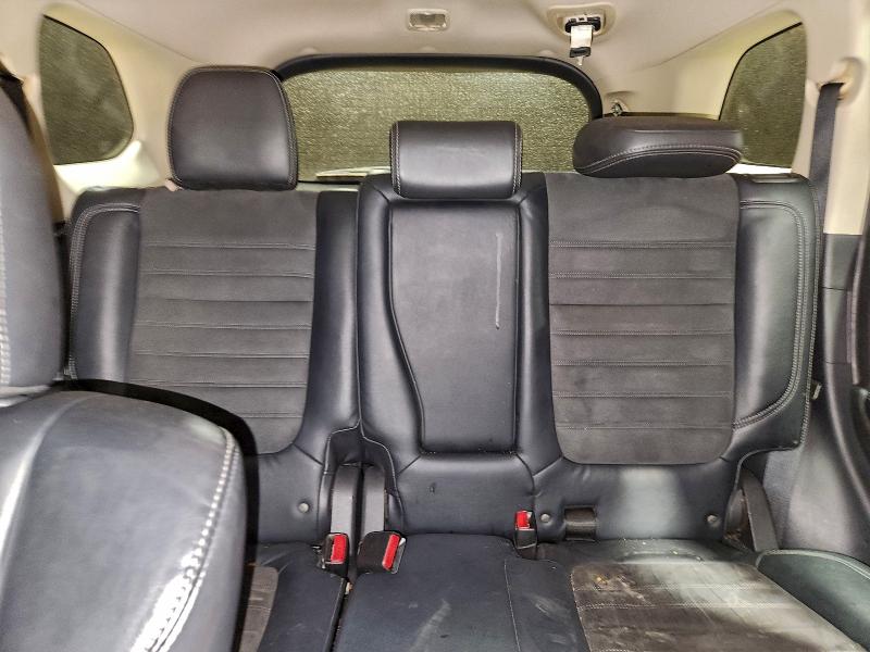 Фото 10 - MITSUBISHI OUTLANDER