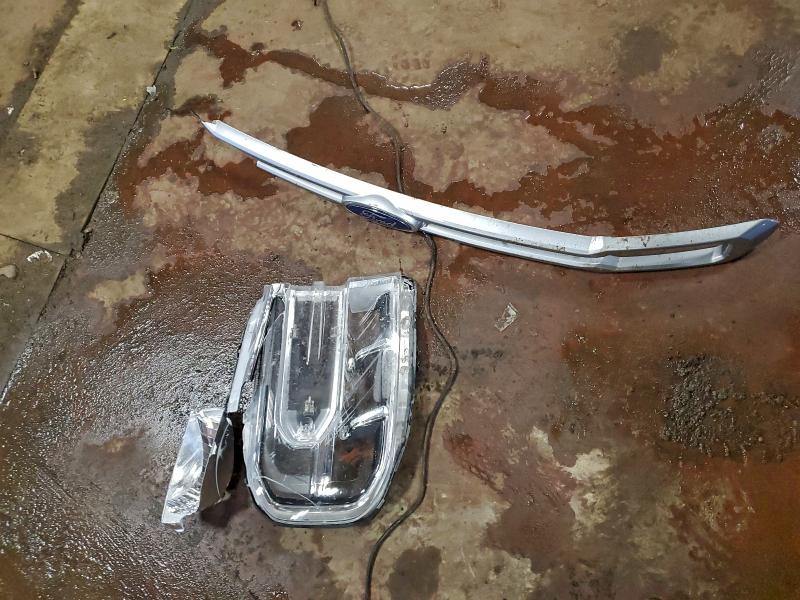 Фото 12 - FORD MAVERICK