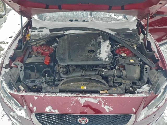 Фото 11 - JAGUAR F-PACE