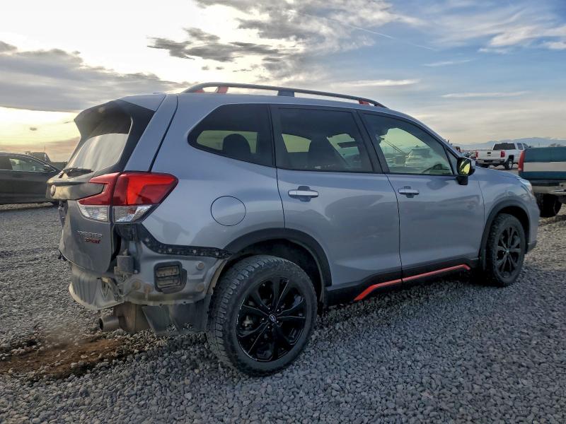 Фото 3 - SUBARU FORESTER