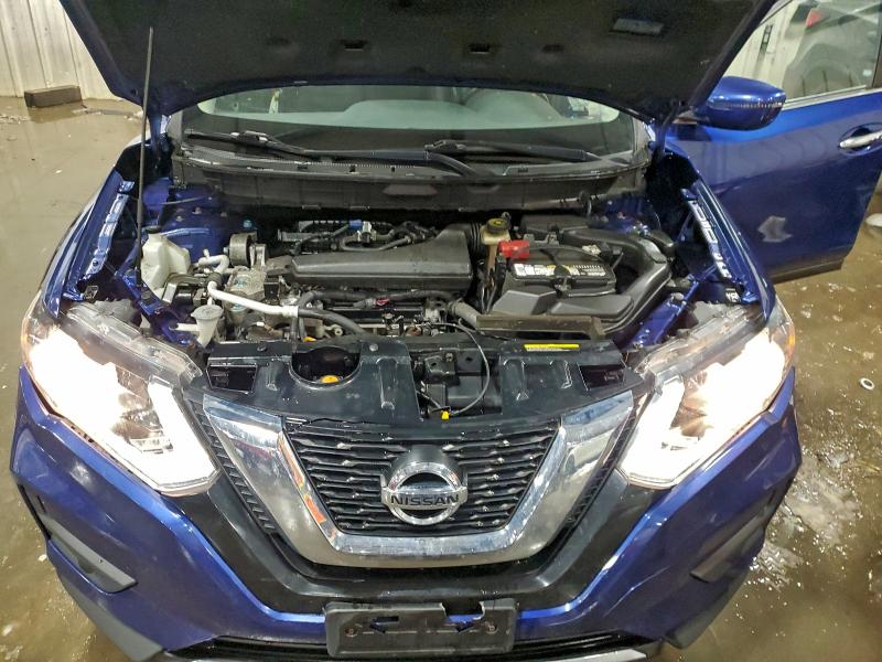 Фото 12 - NISSAN ROGUE