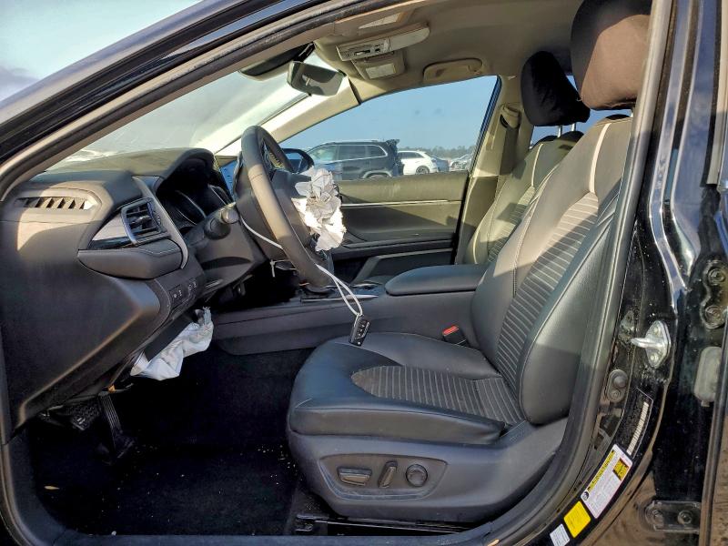 Фото 7 - TOYOTA CAMRY