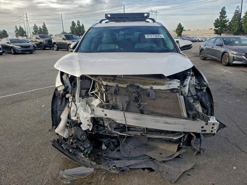 Фото 5 - TOYOTA HIGHLANDER