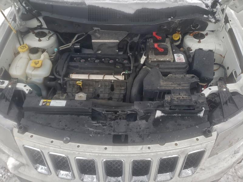 Фото 12 - JEEP COMPASS