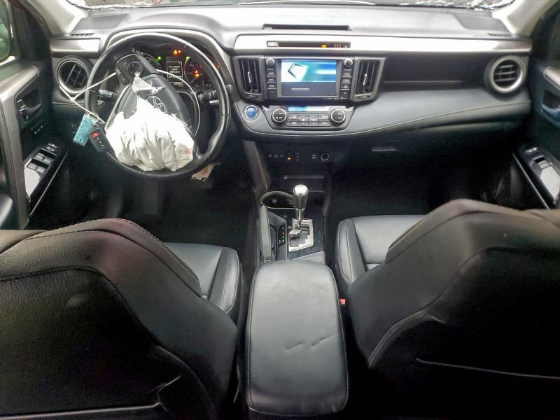 Фото 8 - TOYOTA RAV4