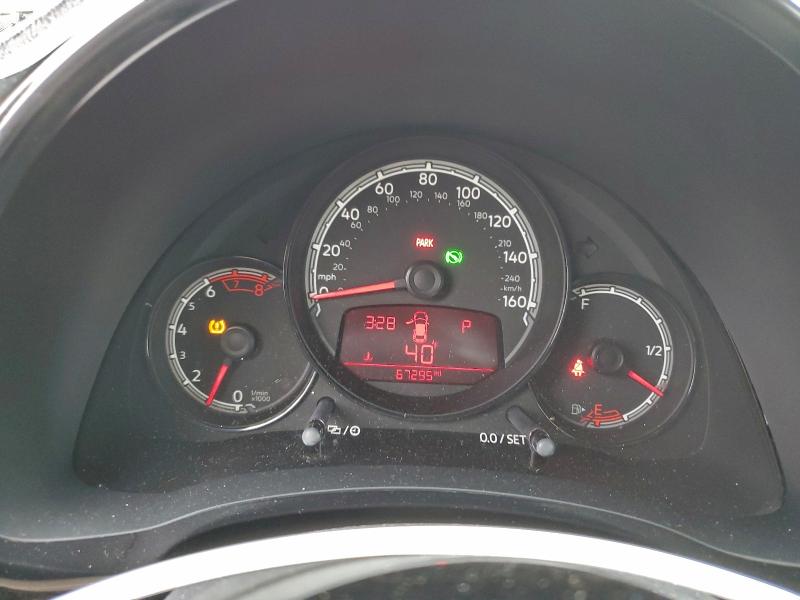 Фото 9 - VOLKSWAGEN BEETLE