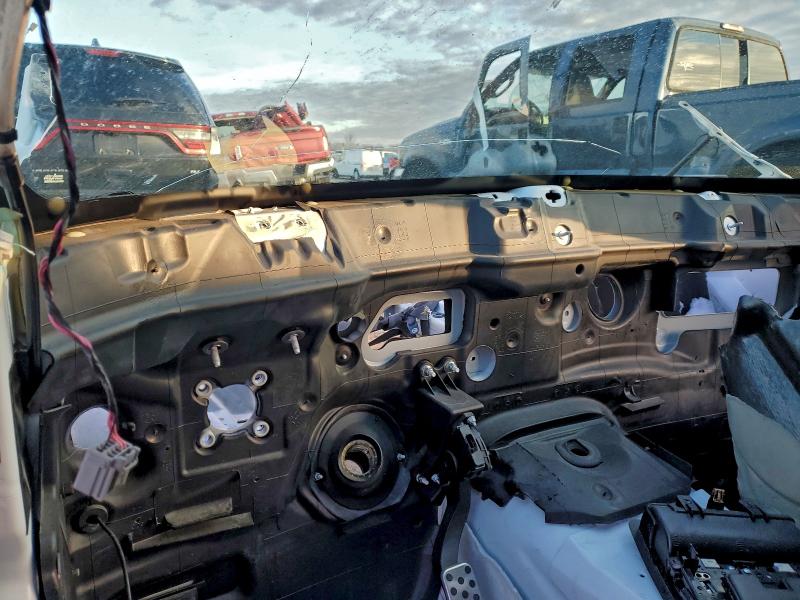 Фото 9 - DODGE CHALLENGER