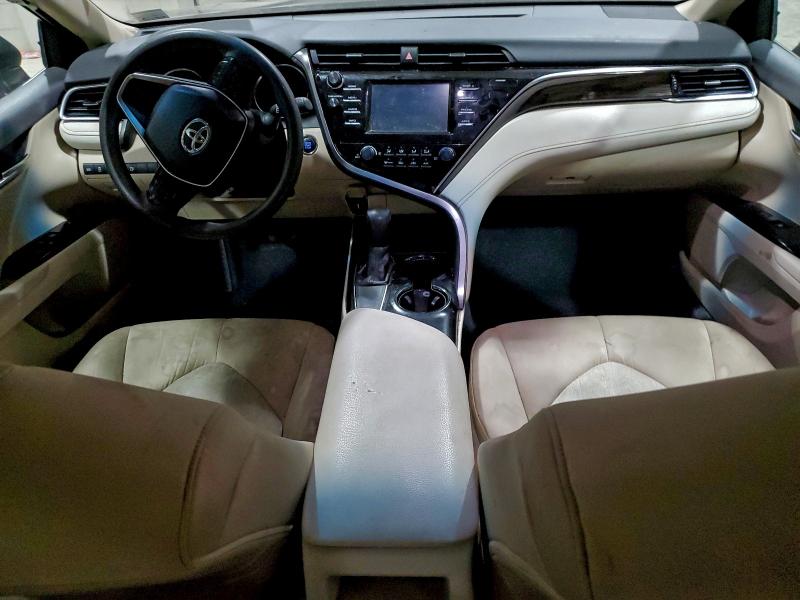 Фото 8 - TOYOTA CAMRY