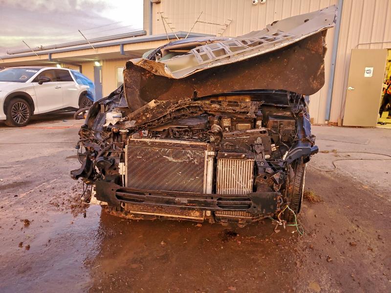 Фото 5 - KIA SORENTO