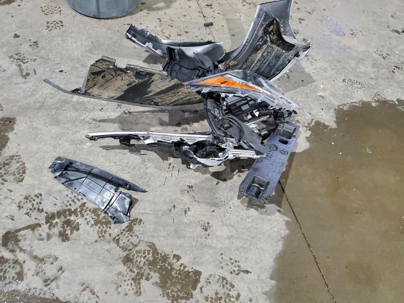 Фото 12 - TOYOTA COROLLA