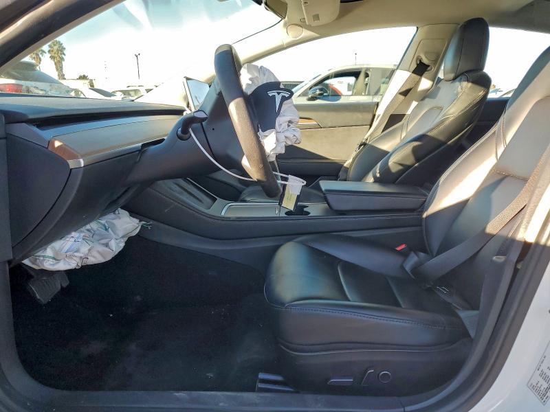 Фото 7 - TESLA MODEL 3