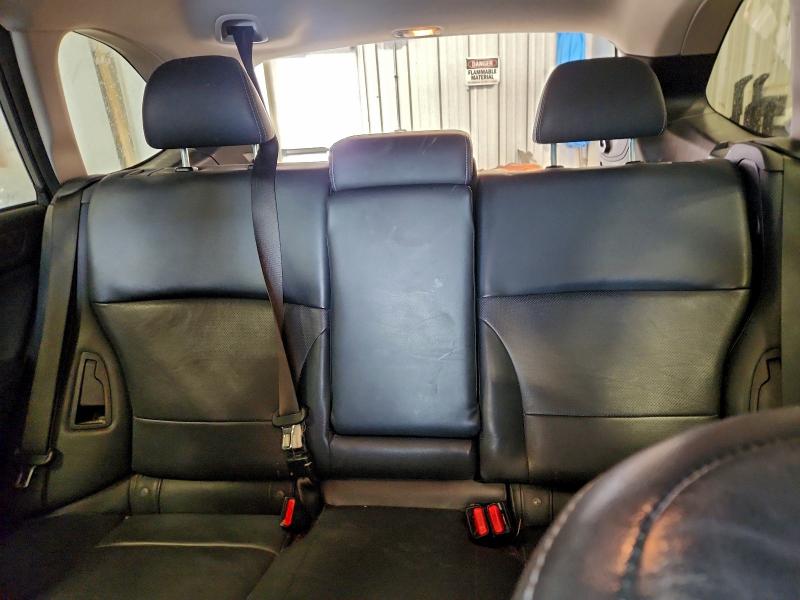 Фото 10 - SUBARU OUTBACK