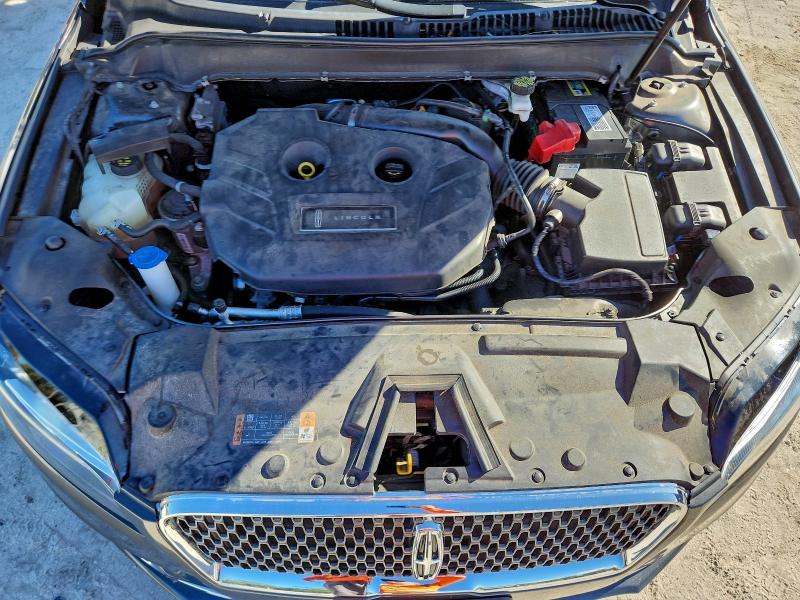 Фото 11 - LINCOLN MKZ