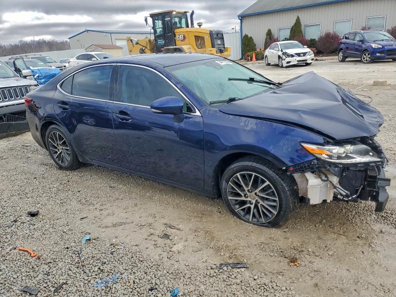 Фото 4 - LEXUS ES350