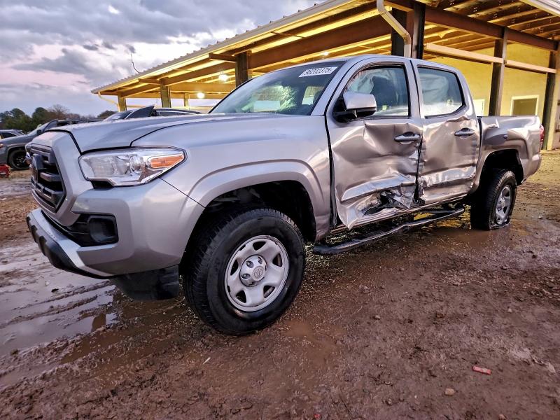 Фото 1 - TOYOTA TACOMA