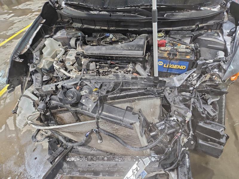 Фото 12 - NISSAN ROGUE