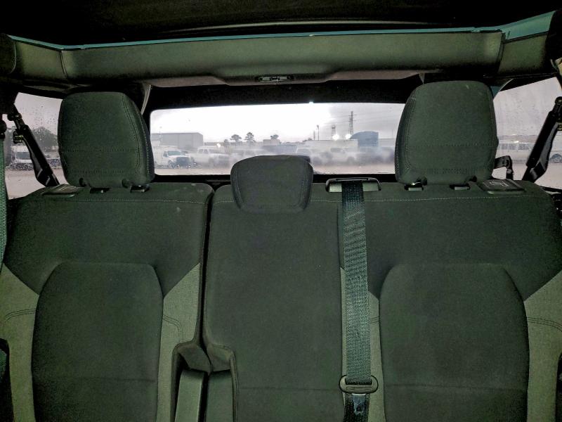 Фото 10 - FORD BRONCO