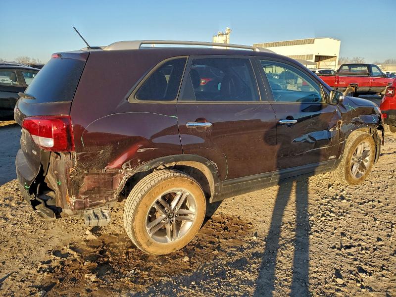 Фото 3 - KIA SORENTO