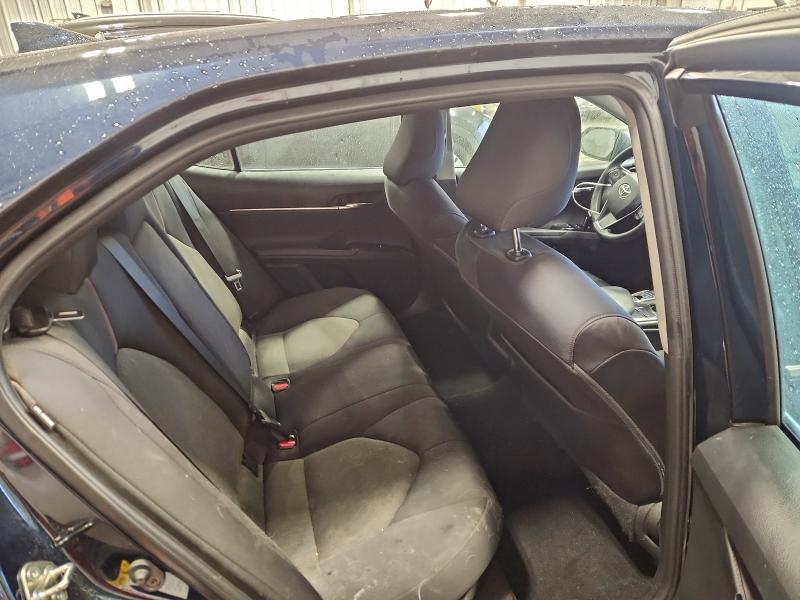 Фото 10 - TOYOTA CAMRY