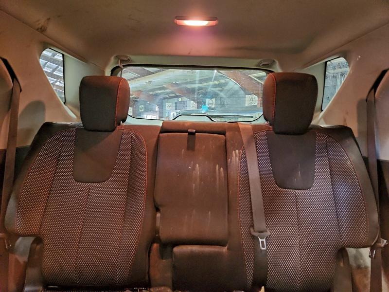 Фото 10 - CHEVROLET EQUINOX