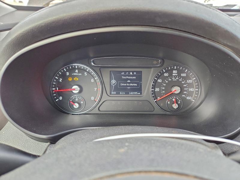 Фото 9 - KIA SORENTO