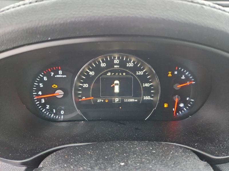 Фото 9 - KIA SORENTO