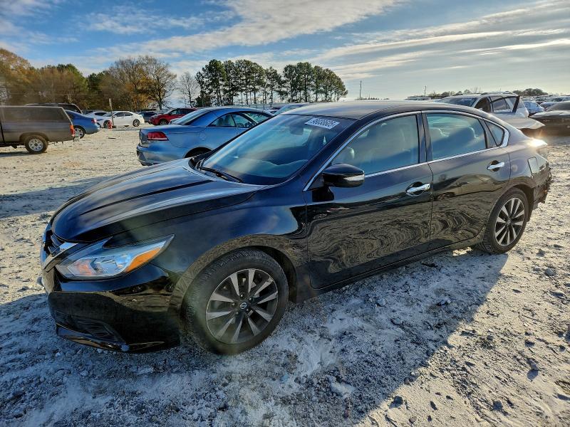 Фото 1 - NISSAN ALTIMA