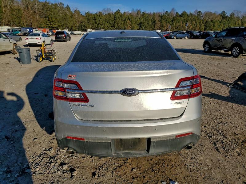 FORD TAURUS 2017 VIN 1FAHP2E80HG135366