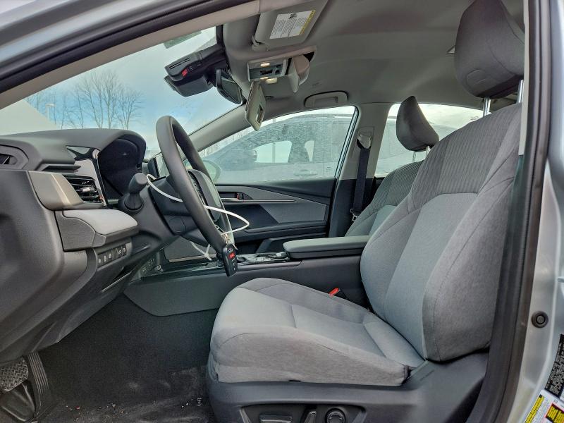 Фото 7 - TOYOTA CAMRY