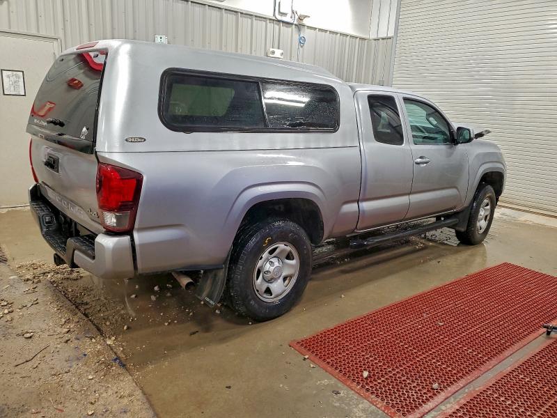 Фото 3 - TOYOTA TACOMA