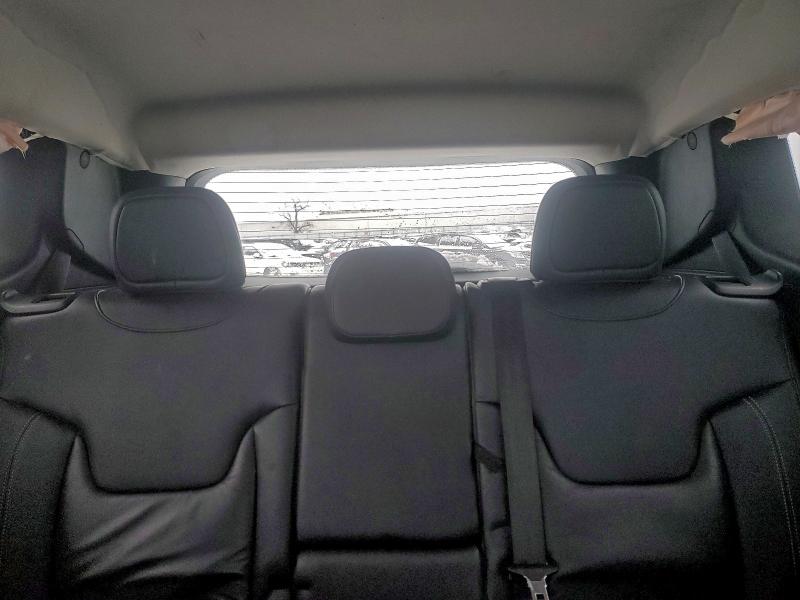 Фото 10 - JEEP RENEGADE