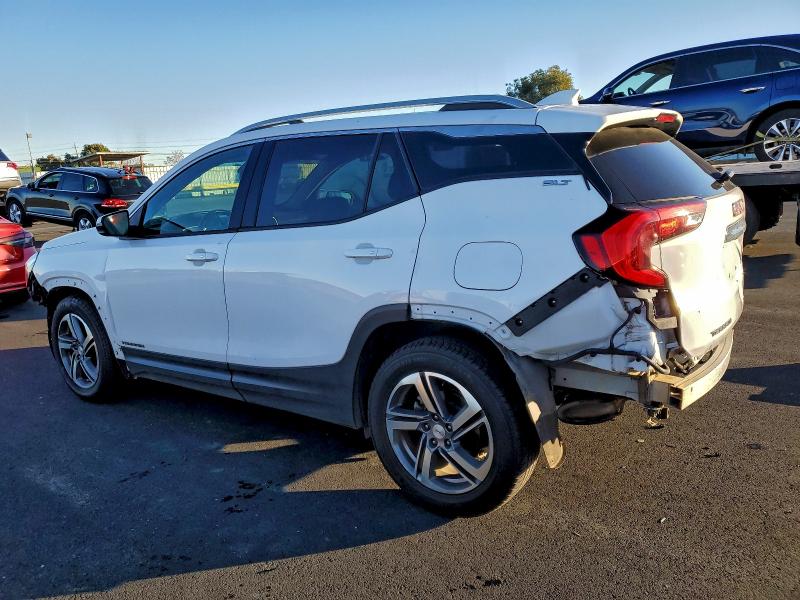 Фото 2 - GMC TERRAIN