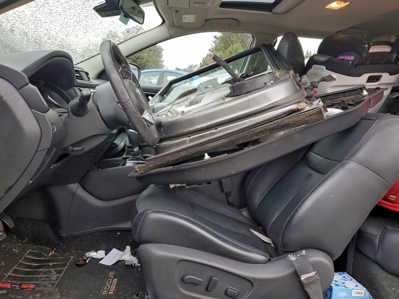 Фото 7 - NISSAN ROGUE