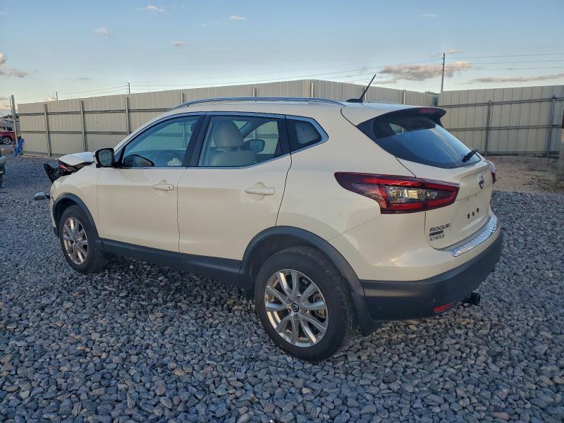 Фото 2 - NISSAN ROGUE