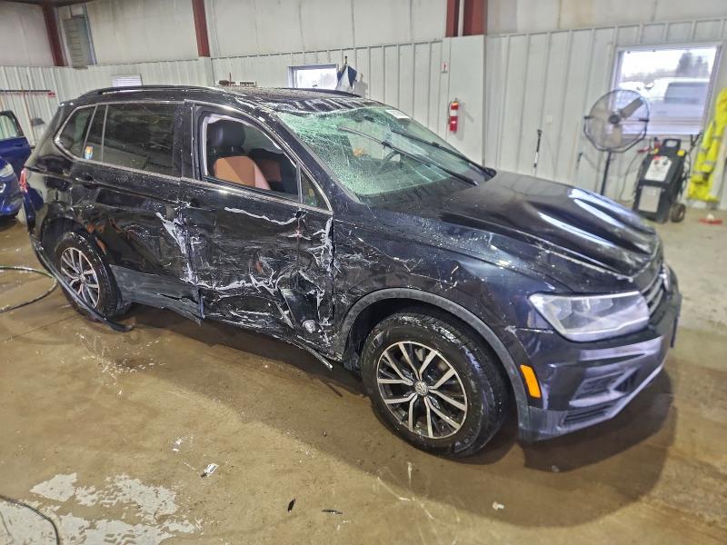 Фото 4 - VOLKSWAGEN TIGUAN