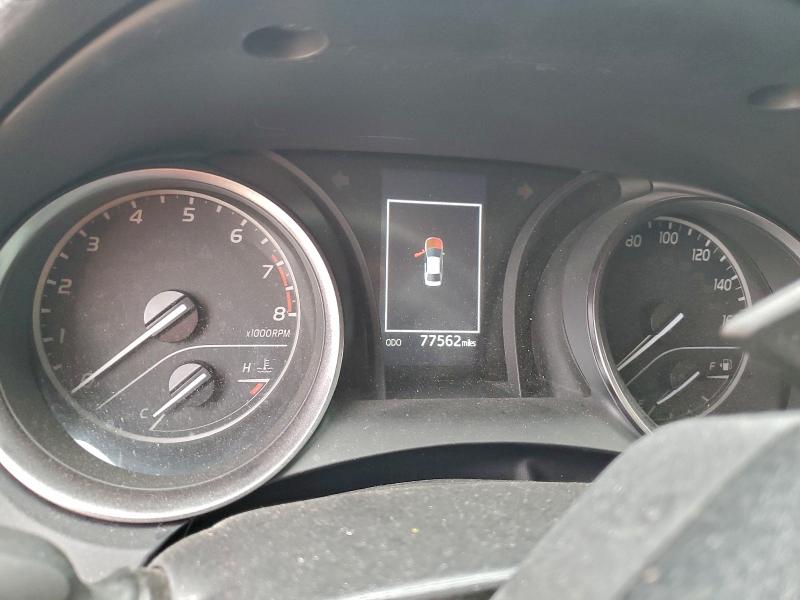 Фото 9 - TOYOTA CAMRY