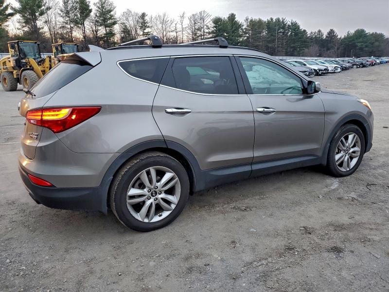 Фото 3 - HYUNDAI SANTA FE