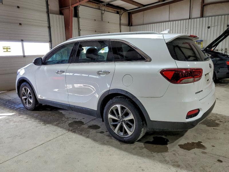 Фото 2 - KIA SORENTO