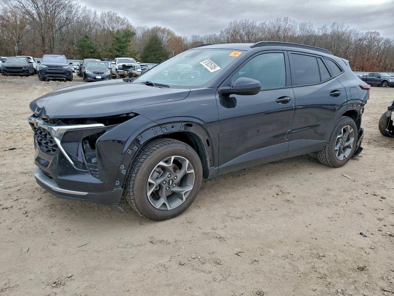 Фото 1 - CHEVROLET TRAX