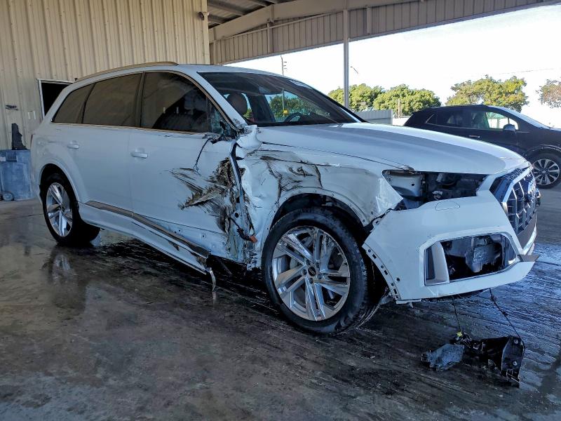 Фото 4 - AUDI Q7