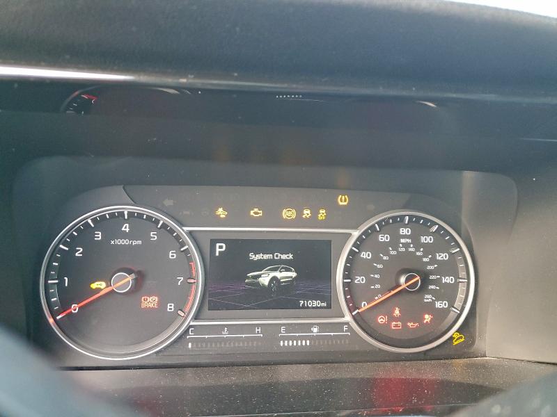 Фото 9 - KIA SORENTO