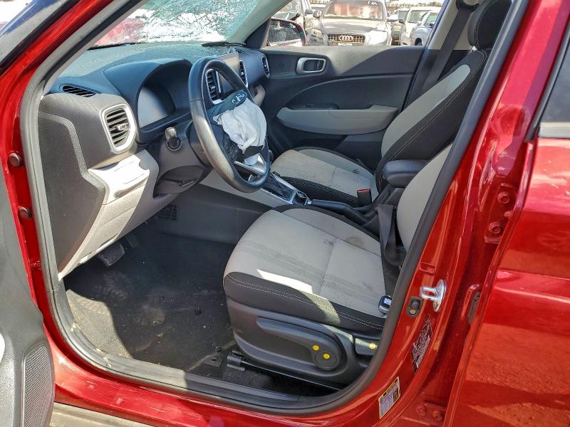 Фото 7 - HYUNDAI VENUE