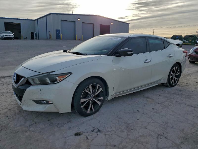 Фото 1 - NISSAN MAXIMA