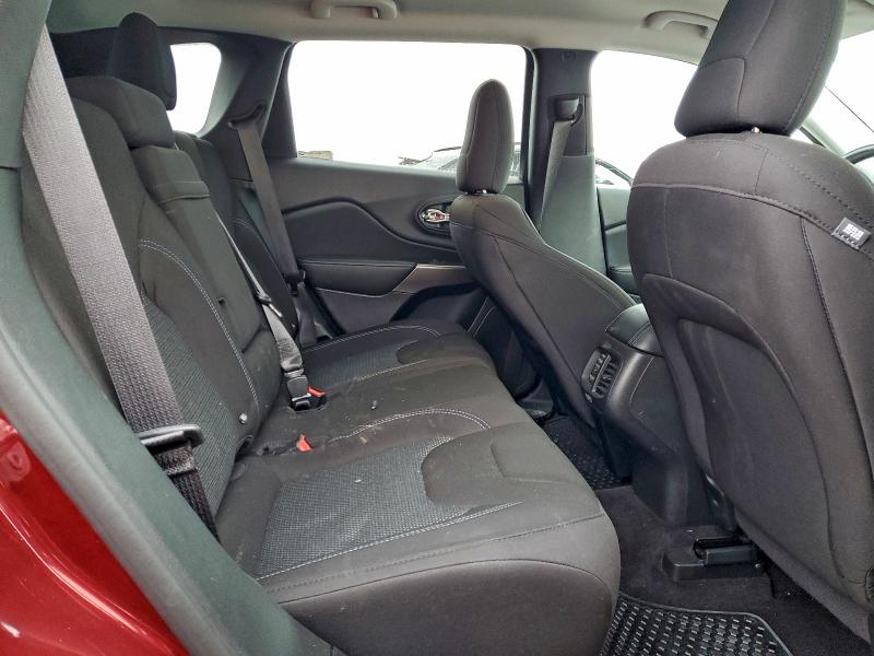 Фото 10 - JEEP GRAND CHER