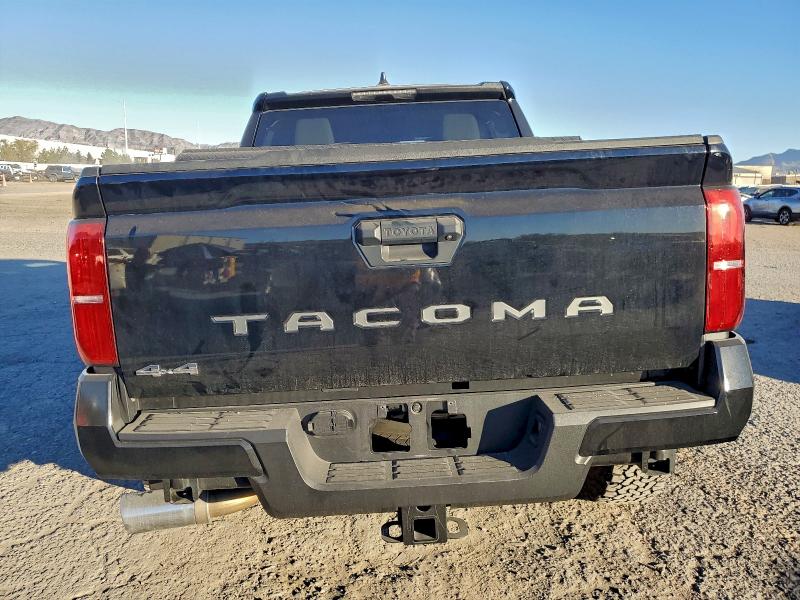 Фото 6 - TOYOTA TACOMA