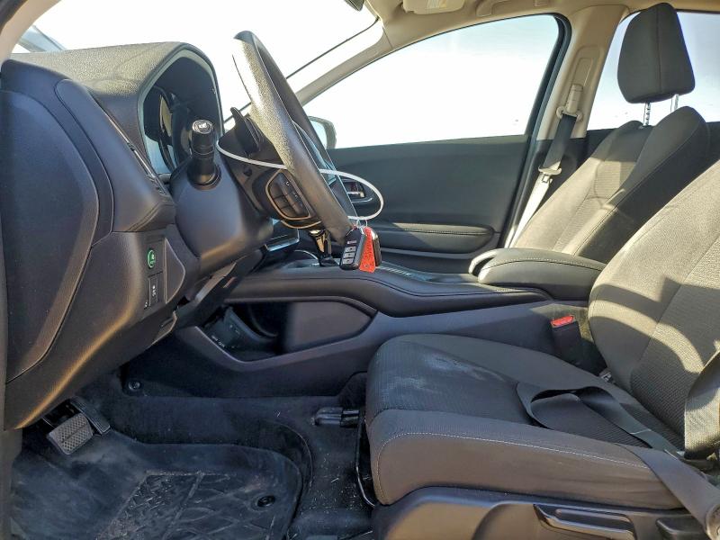 Фото 7 - HONDA HR-V