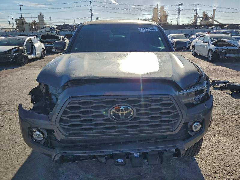 Фото 5 - TOYOTA TACOMA