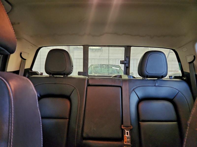 Фото 10 - CHEVROLET COLORADO