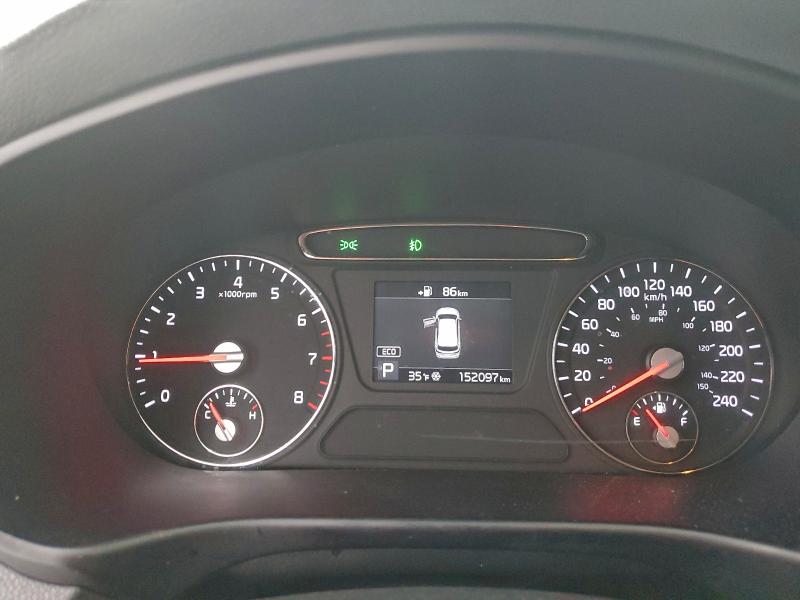 Фото 9 - KIA SORENTO